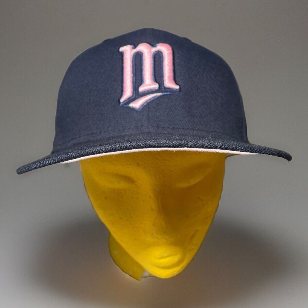 Vintage MINNESOTA TWINS 91 World Series‎ Hat Cooperstown 7 1/2 Pink Rare NWOT